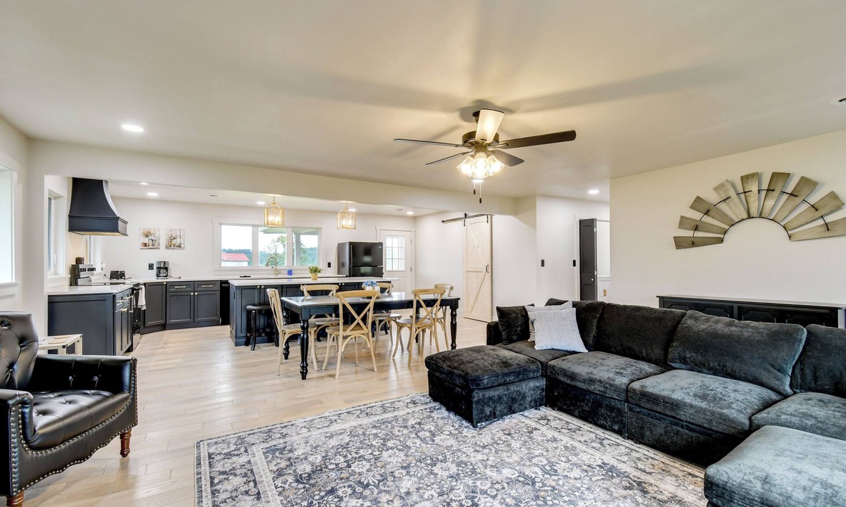 Campton House | 10 Mi to Red River Gorge: Peaceful Rural Getaway!