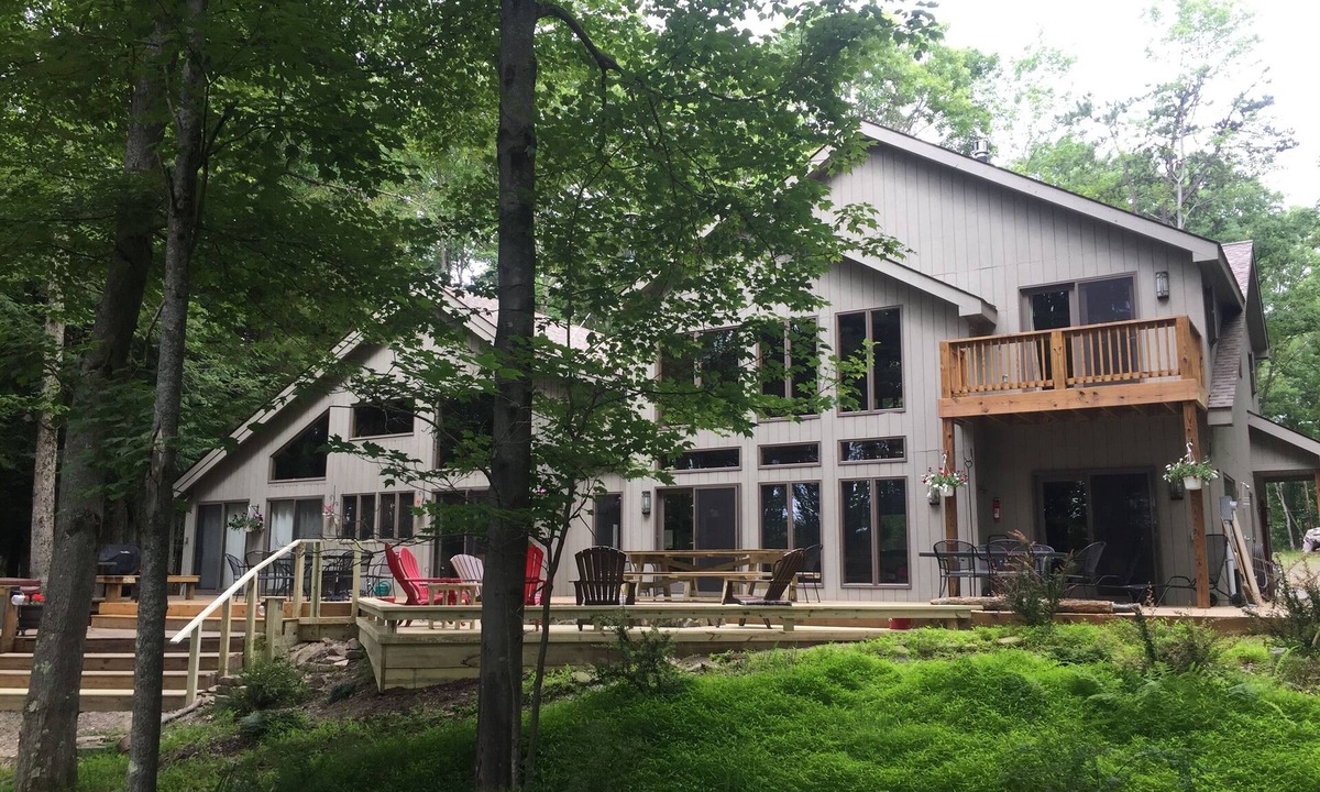 Swanton House | 100' Lakefront on Green Glade w/Private Dock, kayaks,paddleboards A/C, 12 guest