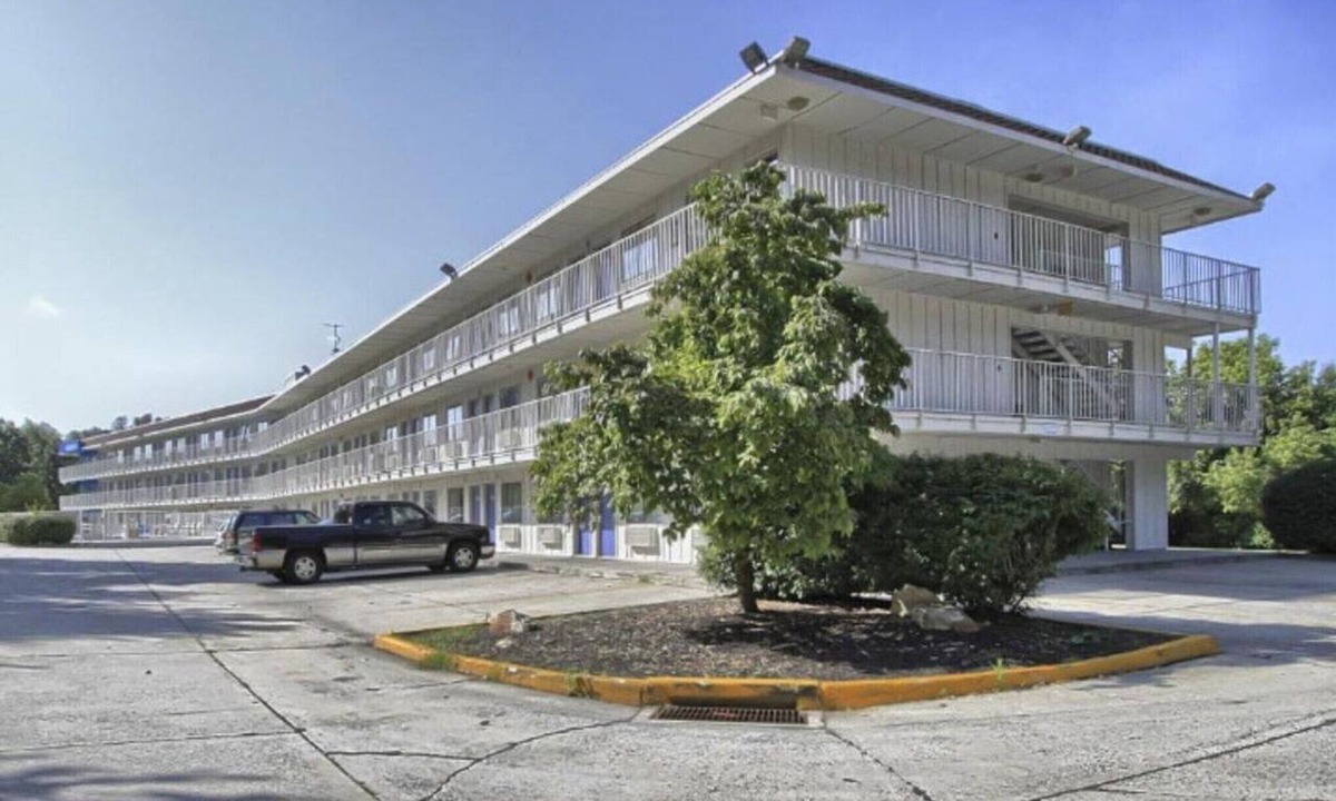 Camp Hill Apartment | 2 Full Beds|Non-Smoking