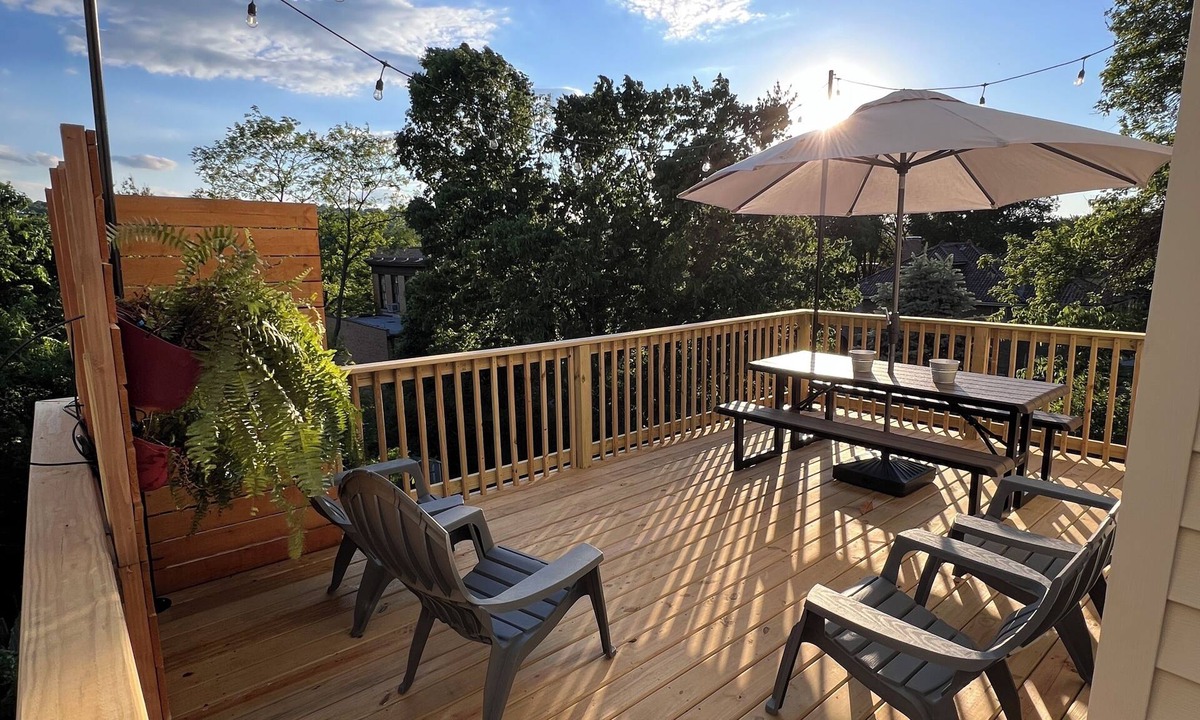 Columbia-Tusculum House | 3-bedroom house in historic Columbia Tusculum - Cincinnati's Oldest Neighborhood