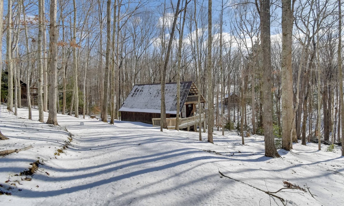 Wellington Cabin | 3 Mi to Cave Run Lake! Nature-Centric Family Cabin