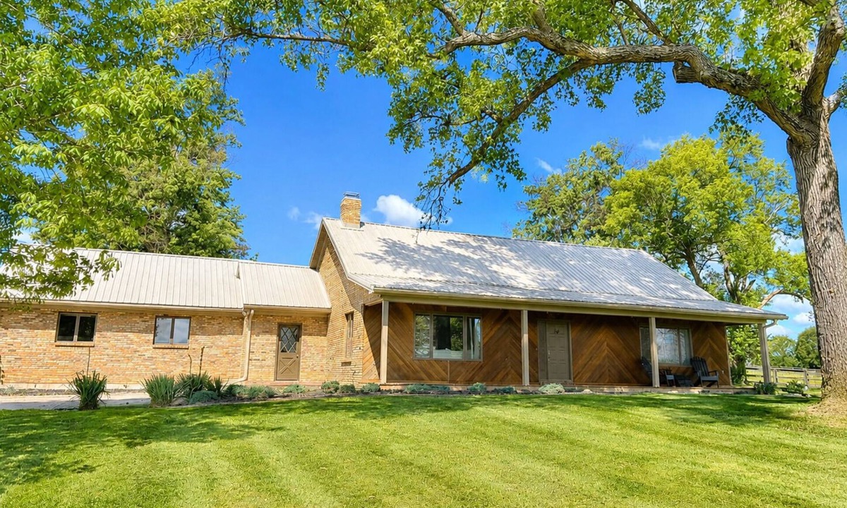 Lexington Other | 3br farmhouse on horse farm - close to KY Horse Park, Hagyard + Rood & Riddle