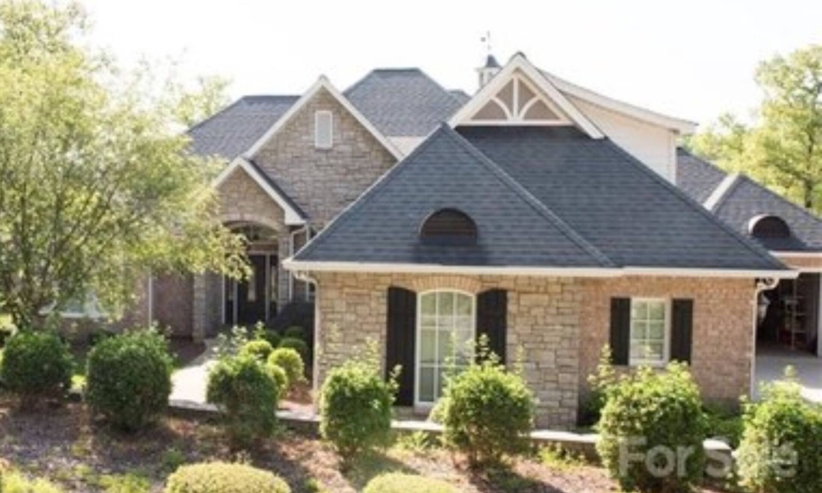 Rutherfordton House | 4-bedroom golf course home minutes from Tryon International Equestrian Center!