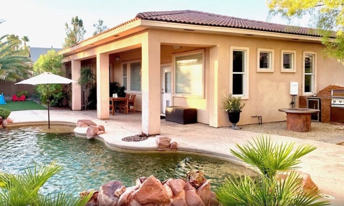 Summerlin South House | 4-bedroom Luxury Oasis Las Vegas Pool House