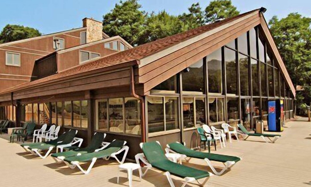 Tynecastle Apartment | Beautiful 1 bedroom unit at resort, sleeps 4