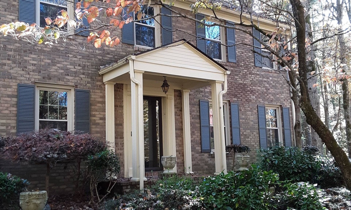 Chanteloup Estates House | Beautiful 2-story home minutes from Downtown Hendersonville