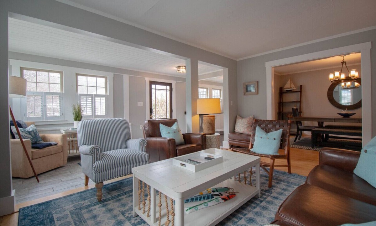 Ogunquit House | Beautifully Modern Downtown Ogunquit Home