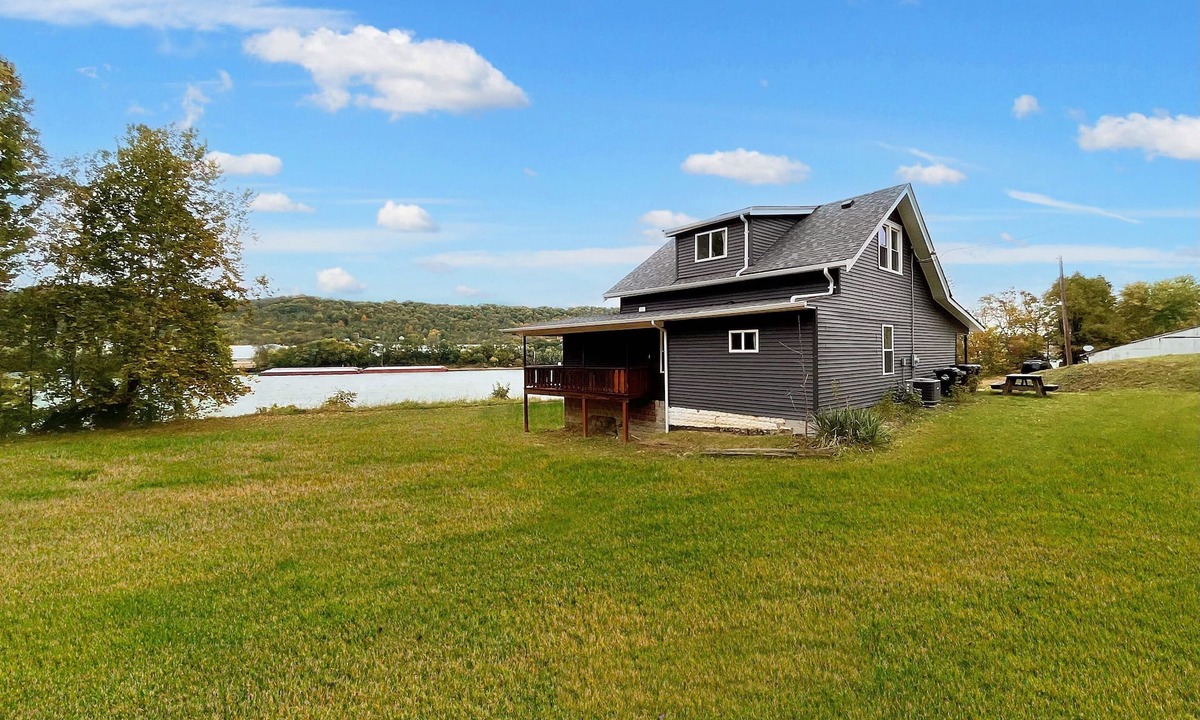 Villa Hills House | Big riverfront house near beach access, CVG, & downtown