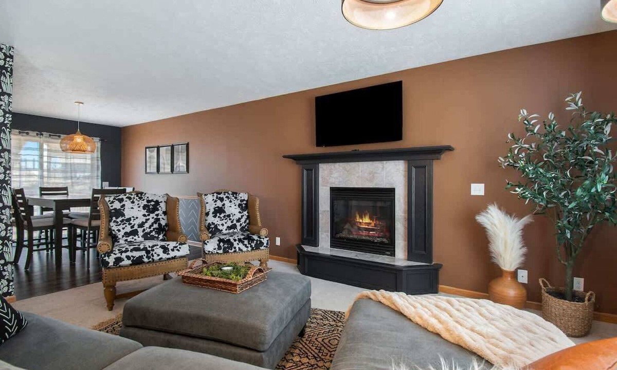 Aksarben - Elmwood Park House | Boho Chic