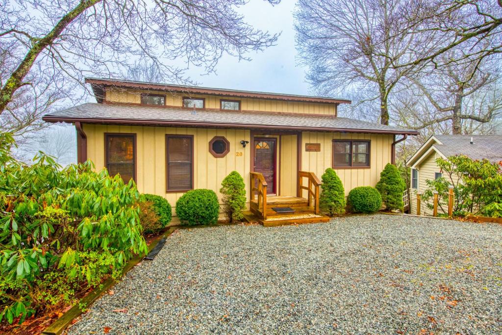 Newland House | Carlson's Crawdad Corner