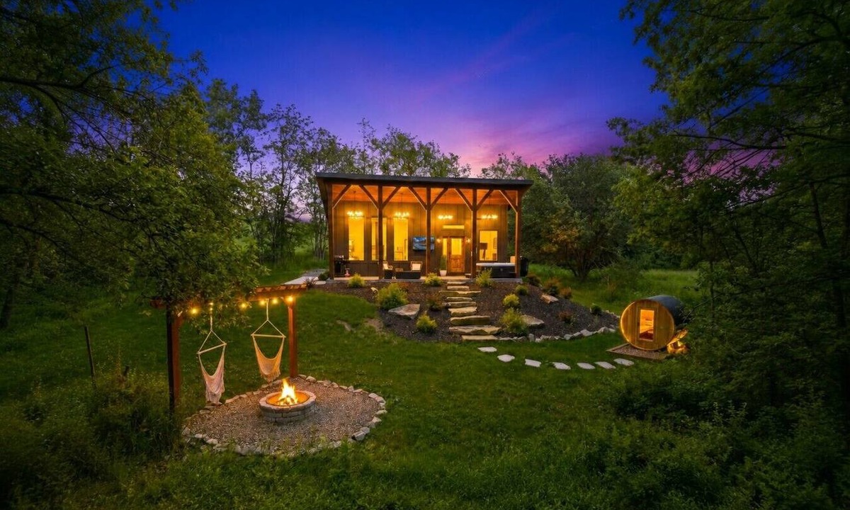 Swanton Cabin | Chalet in the Orchard; Romance, Luxury, Relaxation