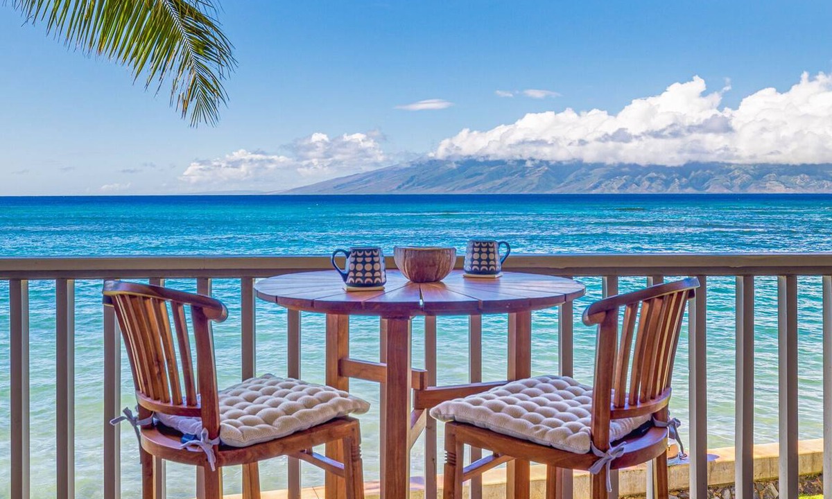 Kahana Condo | Chic Island Living overlooking ocean-Pohailani 210-Comfy Lanai daybed-Cold AC