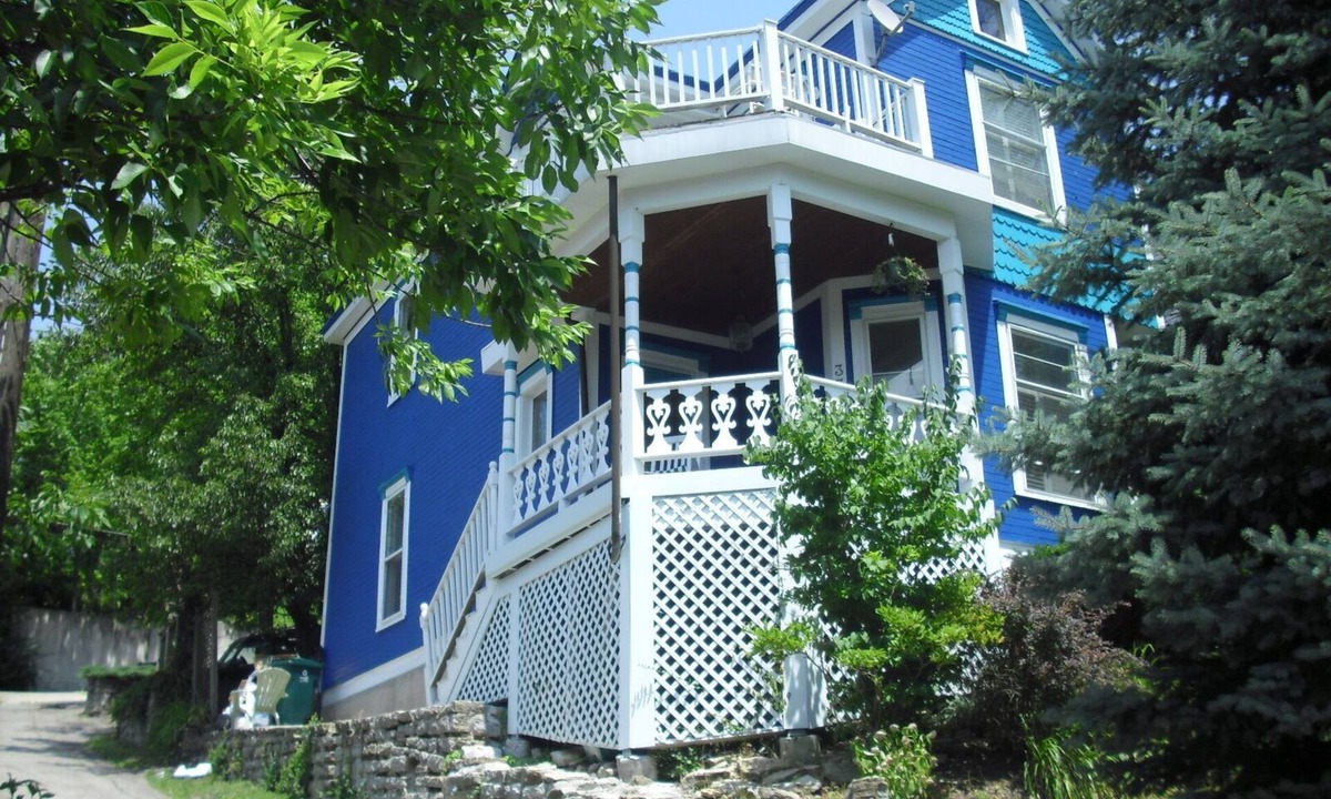 Columbia-Tusculum House | Columbia/Tusculum~Cozy Home with Views~near Hyde Park & Downtown-