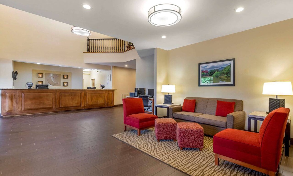 Lenoir Hotel | Comfort Inn & Suites Lenoir Hwy 321 Northern Foothills