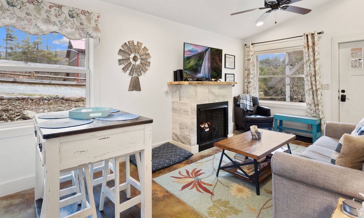 Blowing Rock Cottage | Cottage in Blue Ridge Mountains