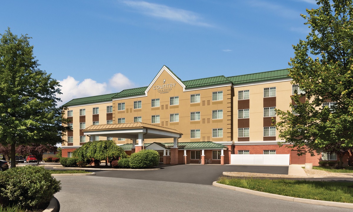 Halfway Hotel | Country Inn & Suites by Radisson, Hagerstown, MD