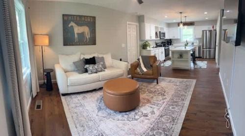 Hendersonville Villa | Cozy 2 bedroom 2 bath getaway Villa