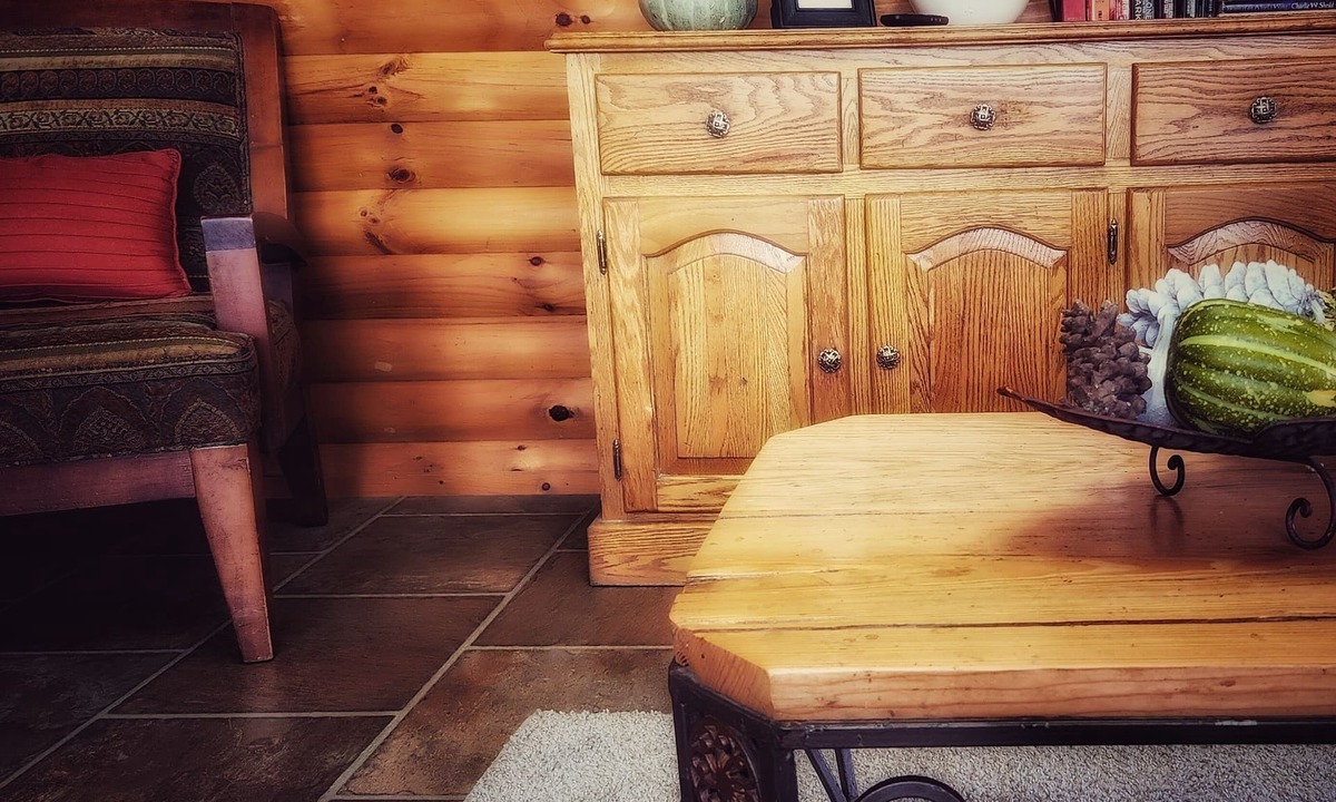 Roan Mountain House | Cozy Cabin nestled in the mountains