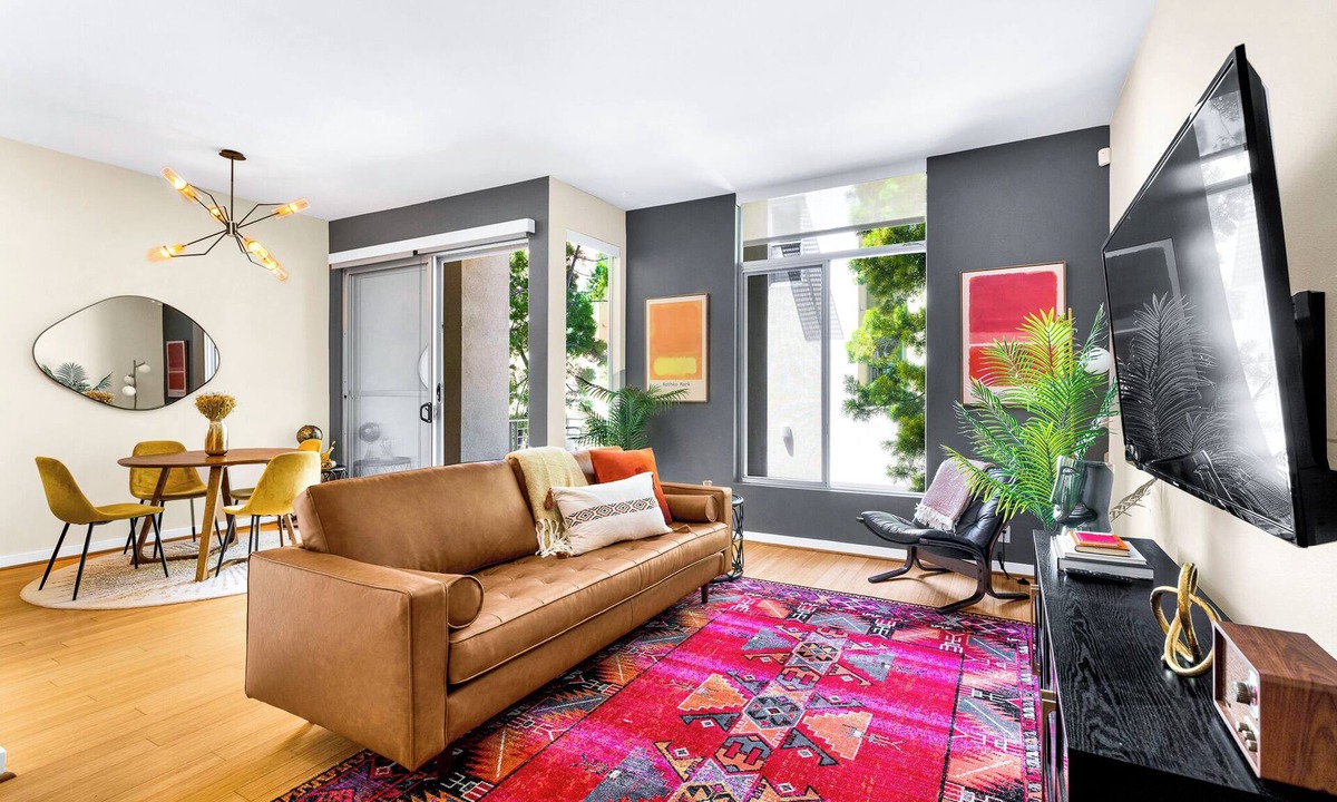 North Park House | Cozy Urban Townhome with 2 Car Garage