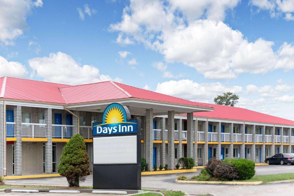 Richmond Hotel | Days Inn by Wyndham Richmond