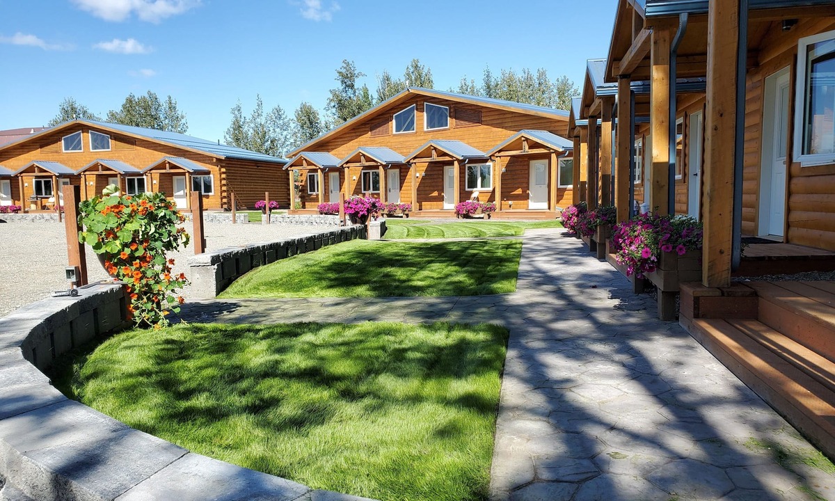 Delta Junction Hotel | Delta Accommodations-Alaska Country Inn