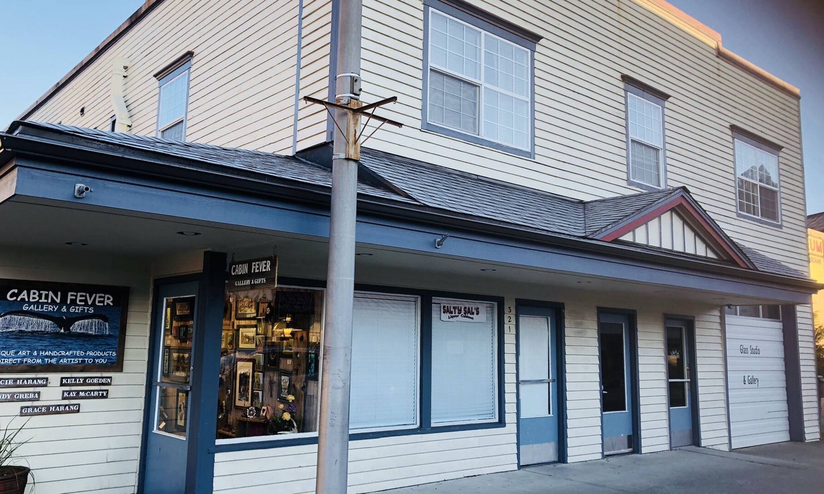 Sitka Apartment | Downtown Studio, One Bathroom Rental