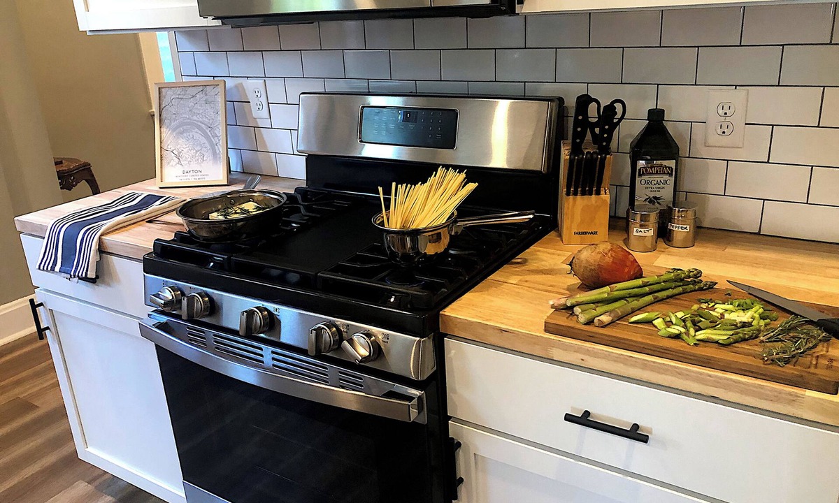 Dayton House | Eco-Friendly Home W/Office Space 10m from Cincy
