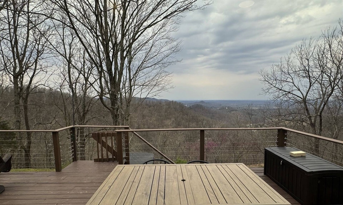 Stanton Cabin | Eden Cabin - NEW HOT TUB