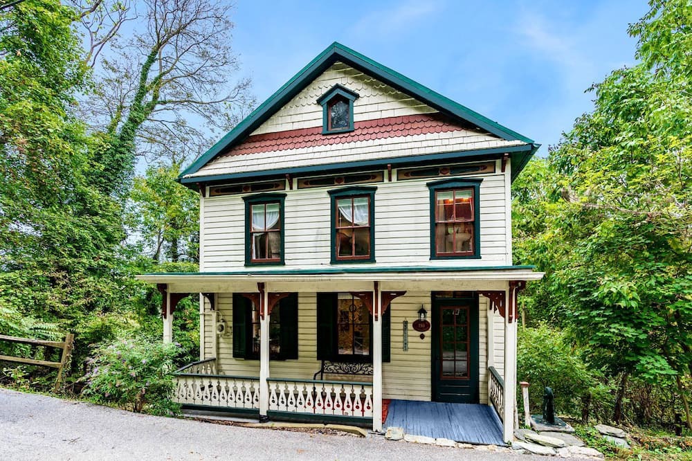 Harpers Ferry Cottage | Enchanting Victorian Cottage Just Steps From All the Major Sites in Harpers Ferry, WV