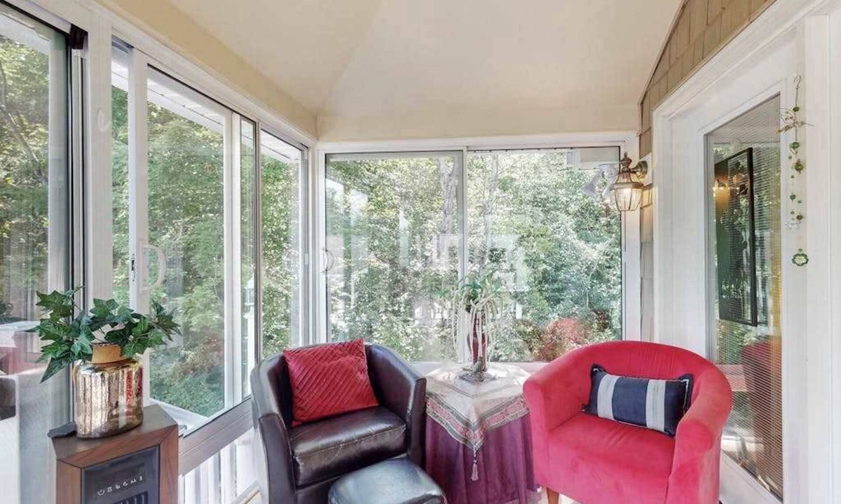 Swannanoa Condo | Enjoy luxury and tranquility at Swannanoa Serenity Suites—your perfect getaway