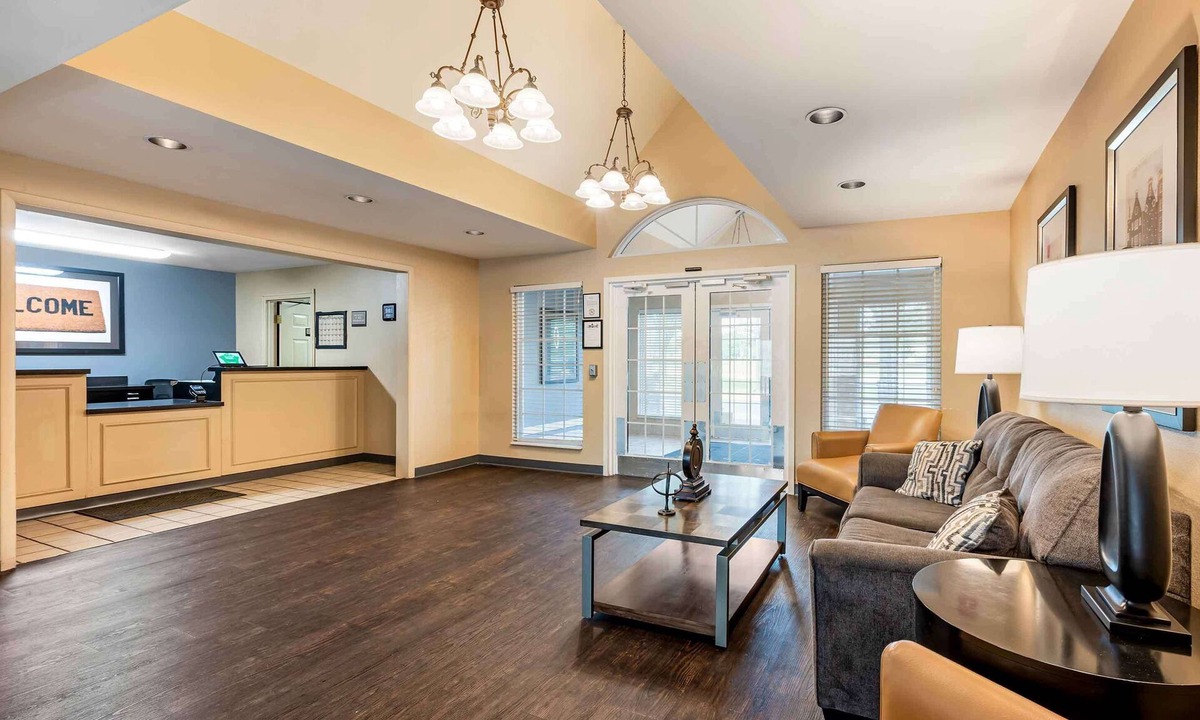 Blue Ash Hotel | Extended Stay America Suites Cincinnati Blue Ash Reed Hartma