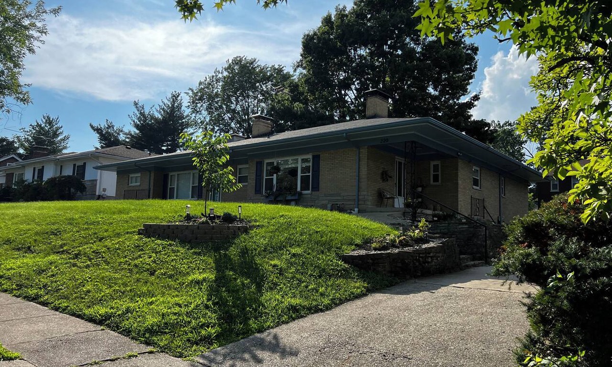 Latonia Apartment | Fiesta !-Fantastic 1-bedroom apartment with AC in charming Covington