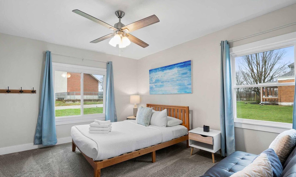 Dry Ridge House | Fishing & Skate Park/10 mins to Ark/Sleeps 14