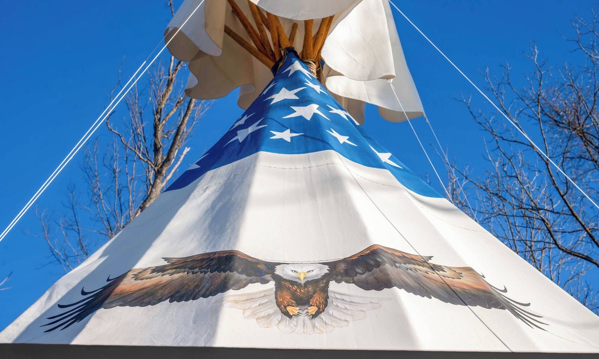 Farmers Resort | Free Bird Teepee at The Edge—Unique Riverfront Glamping in Salt Lick, KY