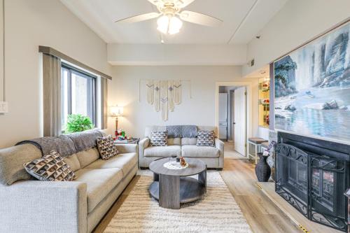 Sugar Mountain House | Fun w/Family! Sugartop Gem w/Pool + Mtn Views