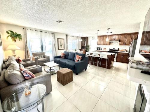 Chinatown Apartment | Gem house in ChinaTown Vegas
