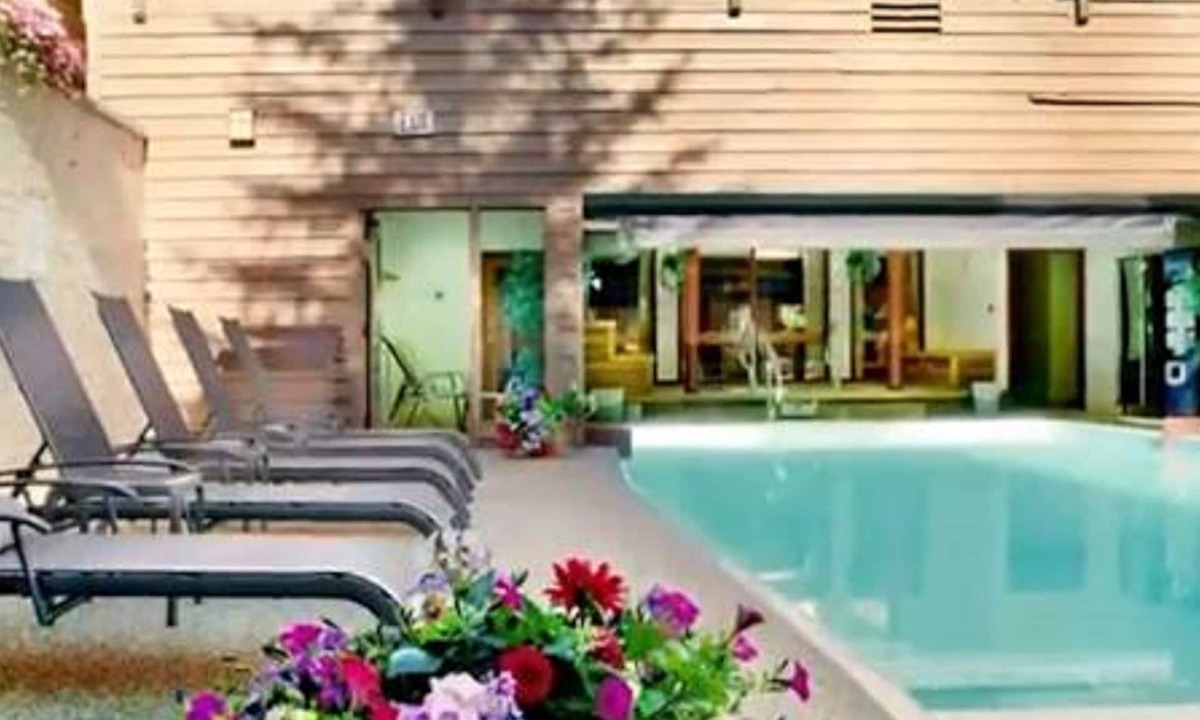 Matterhorn Village Apartment | GetAways at Eagle Point