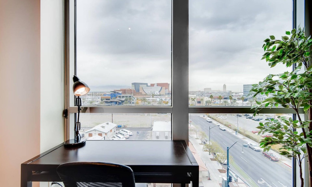Downtown Las Vegas Condo | Go Move In