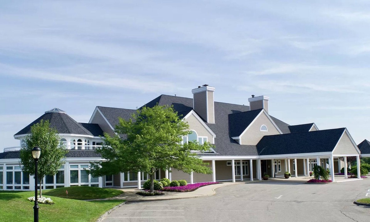 Silver Beach House | Golf in Cape Cod