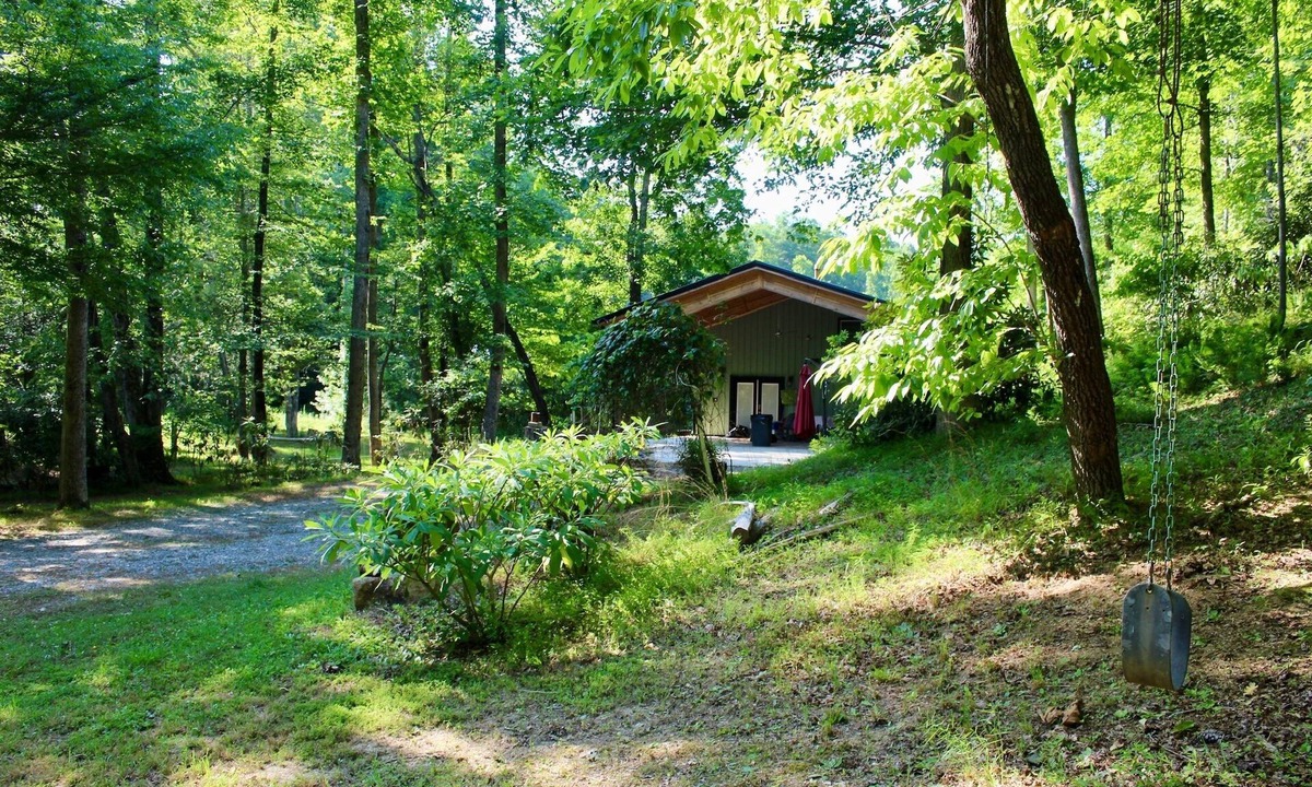 Yadkin Valley House | Happy Valley Home