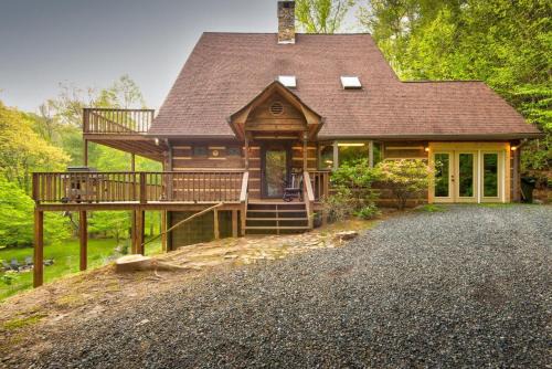 Fleetwood House | Hidden Creek Cabin