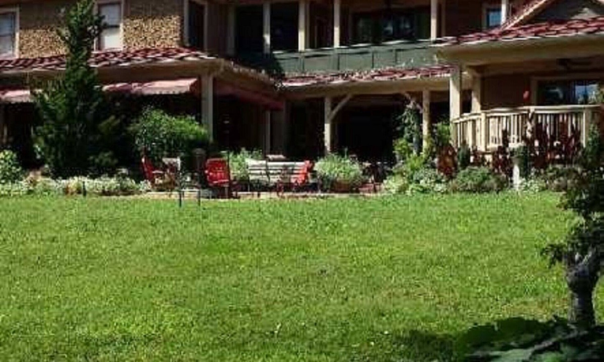 Five Points House | Hidden Treasure Near Downtown!