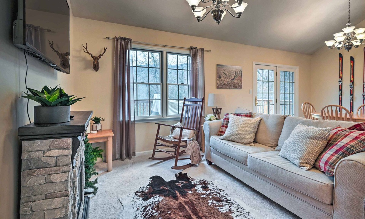 Mercersburg House | Hike, Bike & Swim: Mountain Escape w/Deck