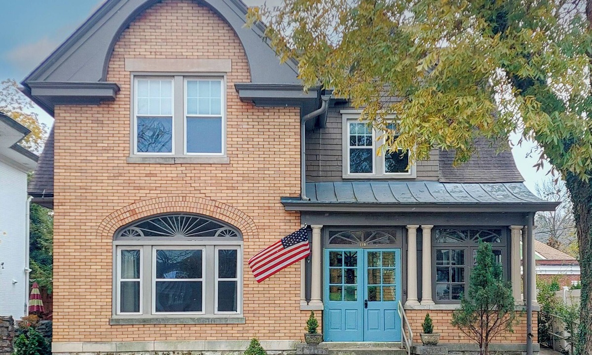 Frankfort House | Historic home near KY Capitol and Downtown