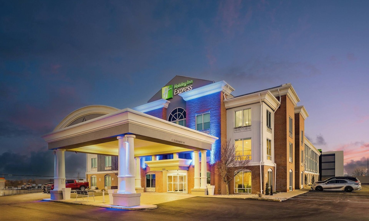 Richmond Hotel | Holiday Inn Express & Suites Richmond by IHG