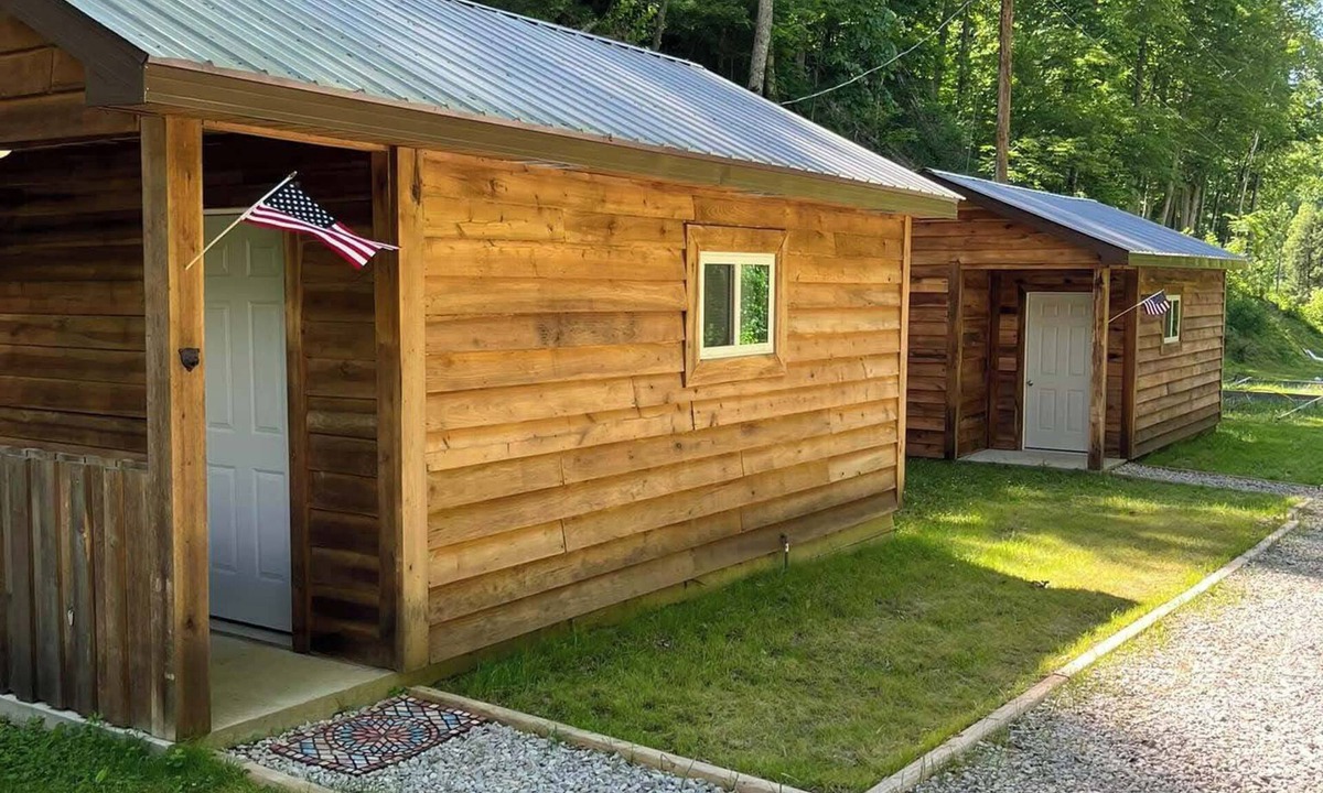 Foster Cabin | Horse Creek - Outlaw Cabin Near Ivy Branch HMT
