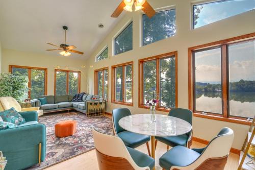 Blountville House | Hot Tub & Dock: Waterfront Bristol Area Retreat