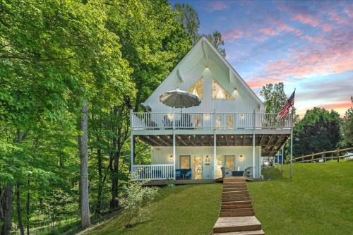 Huddleston House | Hudson Haven