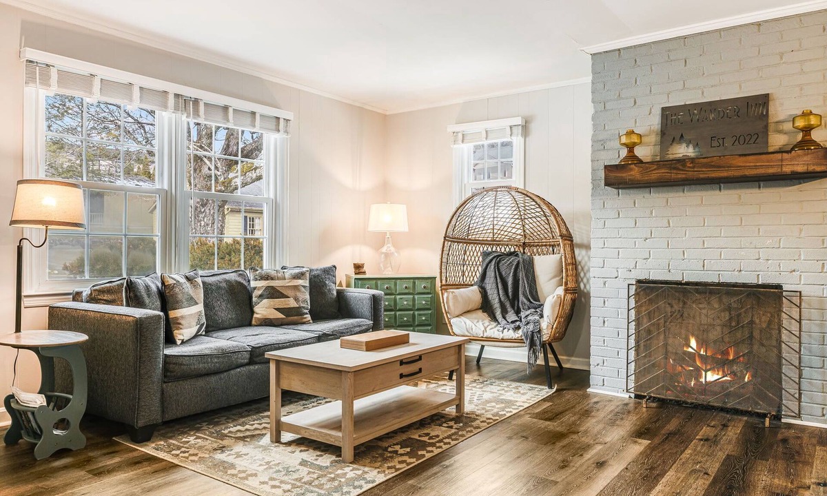 Blowing Rock House | In the heart of downtown Blowing Rock! 4 bdrm