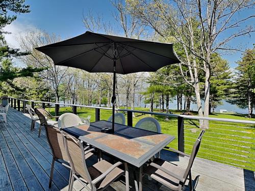 Swanton House | Just Around the Dilly